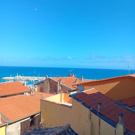 Duplex vue mer 50m de la plage des Sablettes Menton Extérieur photo